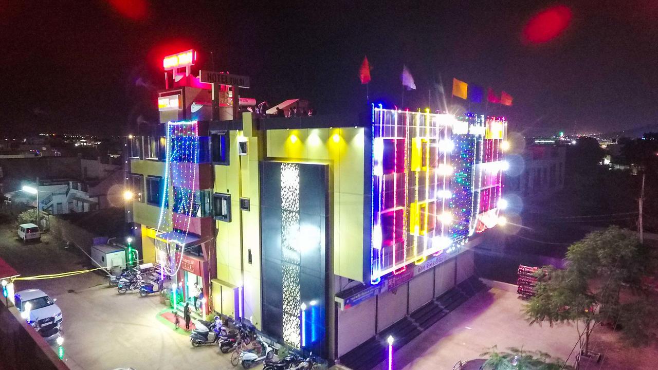 Hotel Tulsi Residency 부지 외부 사진