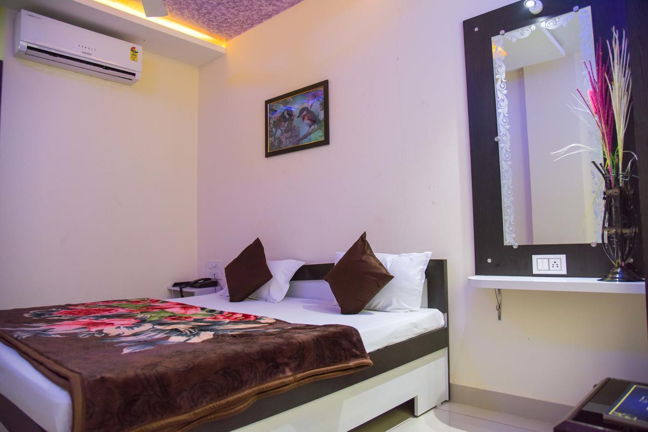 Hotel Tulsi Residency 부지 외부 사진