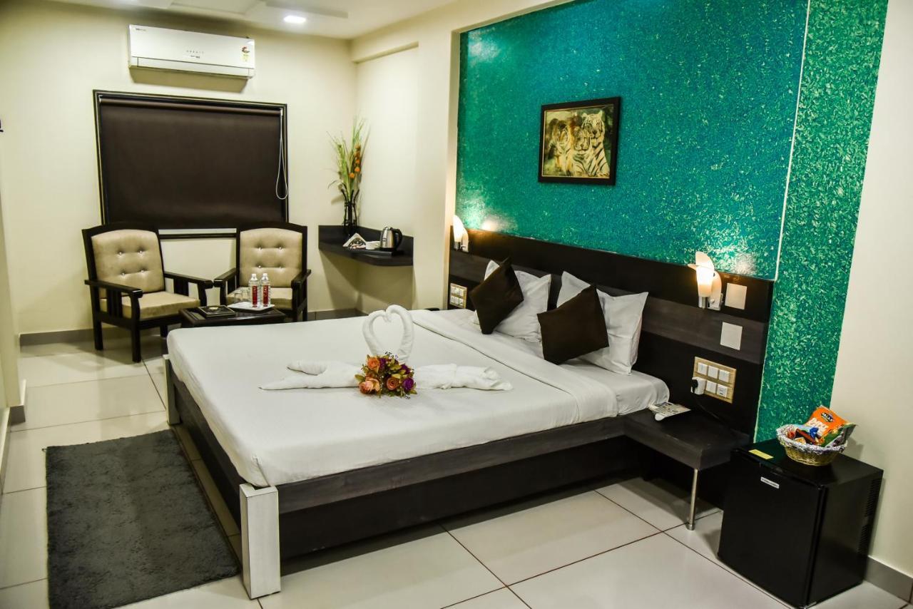 Hotel Tulsi Residency 부지 외부 사진