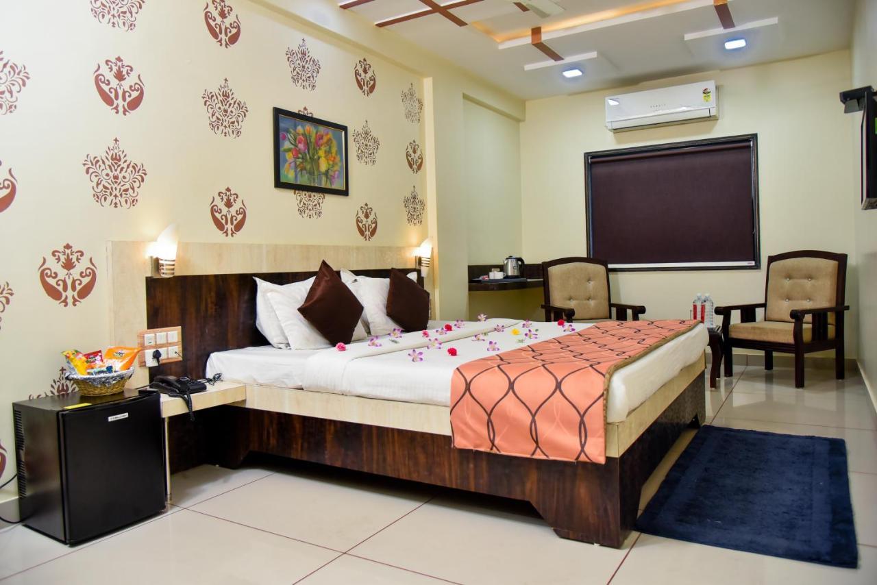 Hotel Tulsi Residency 부지 외부 사진