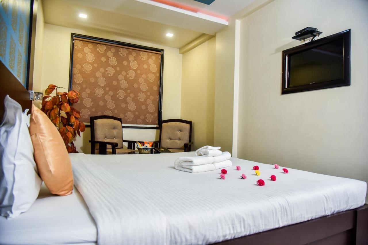 Hotel Tulsi Residency 부지 외부 사진