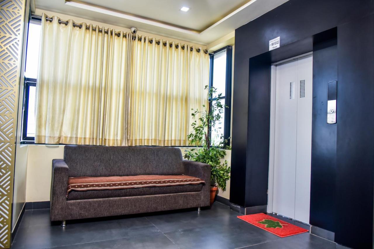 Hotel Tulsi Residency 부지 외부 사진
